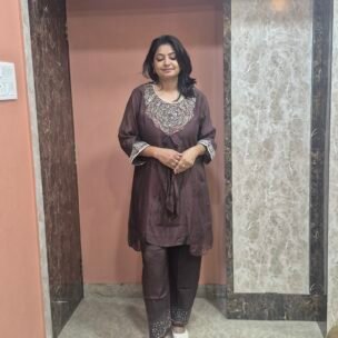 Mulchanderi Floral Hand Embroidery Brown Coordset - Image 4