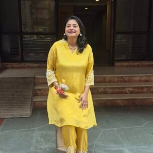 Sunshine Yellow 2 Piece Suit - Image 5