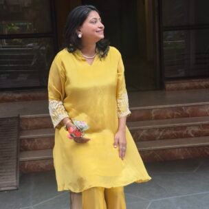 Sunshine Yellow 2 Piece Suit - Image 4