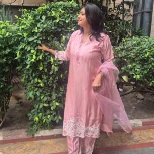 BLUSH PINK 3 PIECE SUIT SET - Image 3