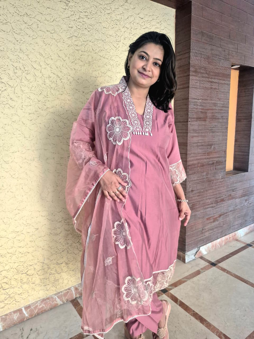 Blushing Pink 3 Piece Suit Set - Image 4